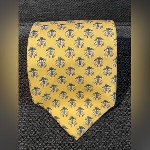 Brooks Brothers Silk Tie Yellow Animal Motif Classic Designer Necktie